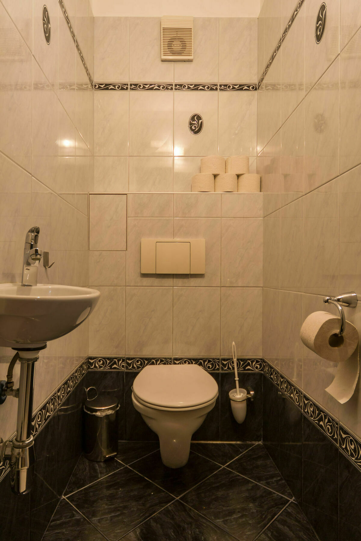 Puzzlehotel - Apartments Zentrum II Vienna Luaran gambar