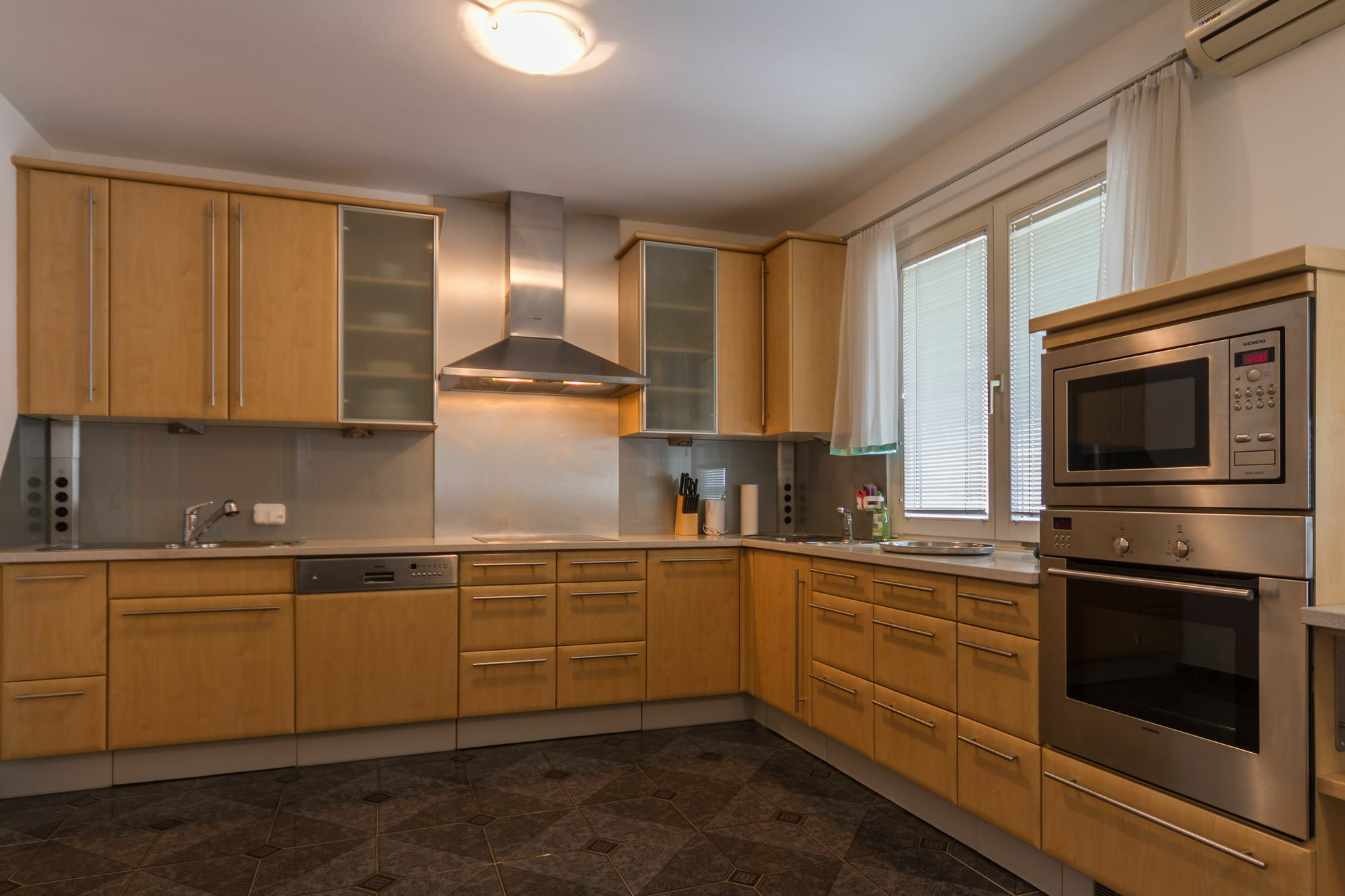Puzzlehotel - Apartments Zentrum II Vienna Luaran gambar